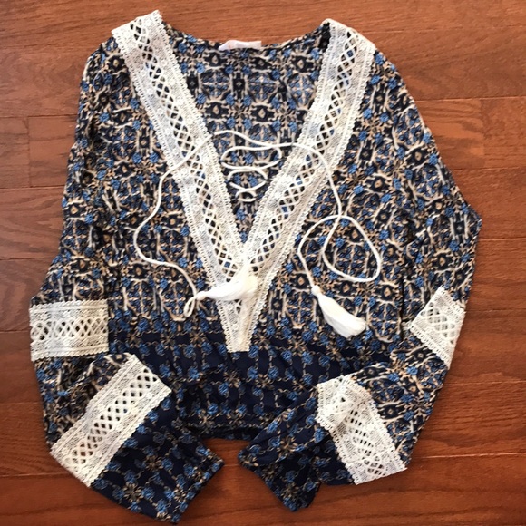 Boho tie-front top, size M - Picture 1 of 6